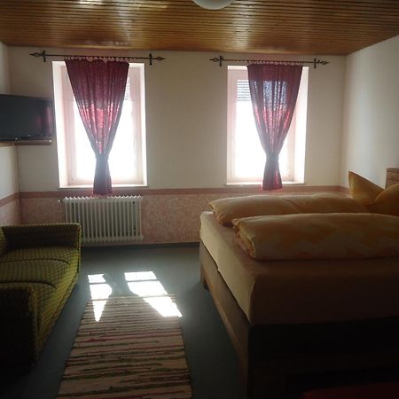 Hotel Boarding House Hohenwart Fuchstal Kamer foto