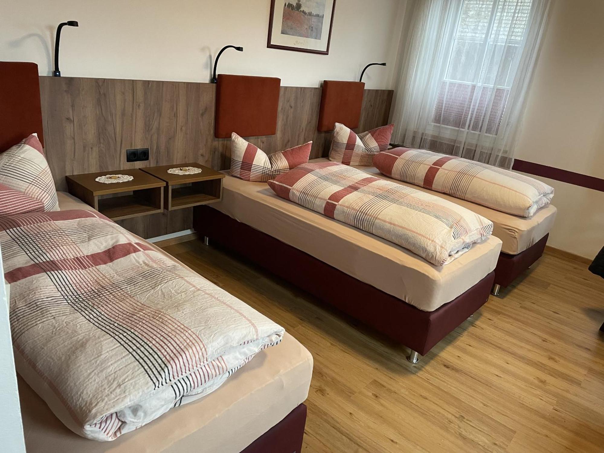 Hotel Boarding House Hohenwart Fuchstal Kamer foto